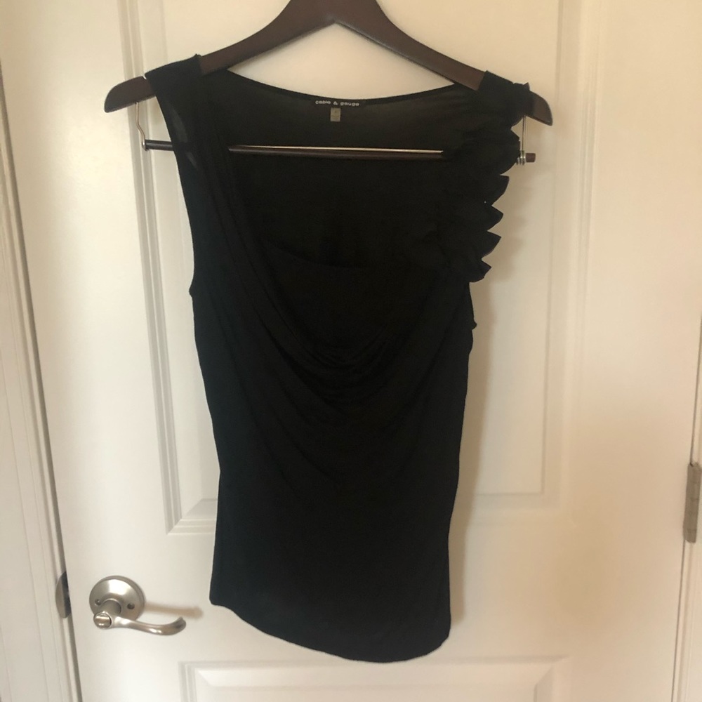 Black floral tank top